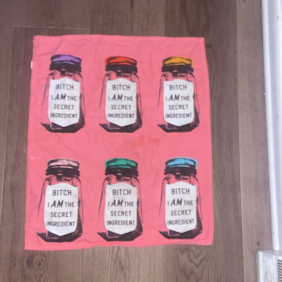 Kitchen Set - Picture 2 of 3